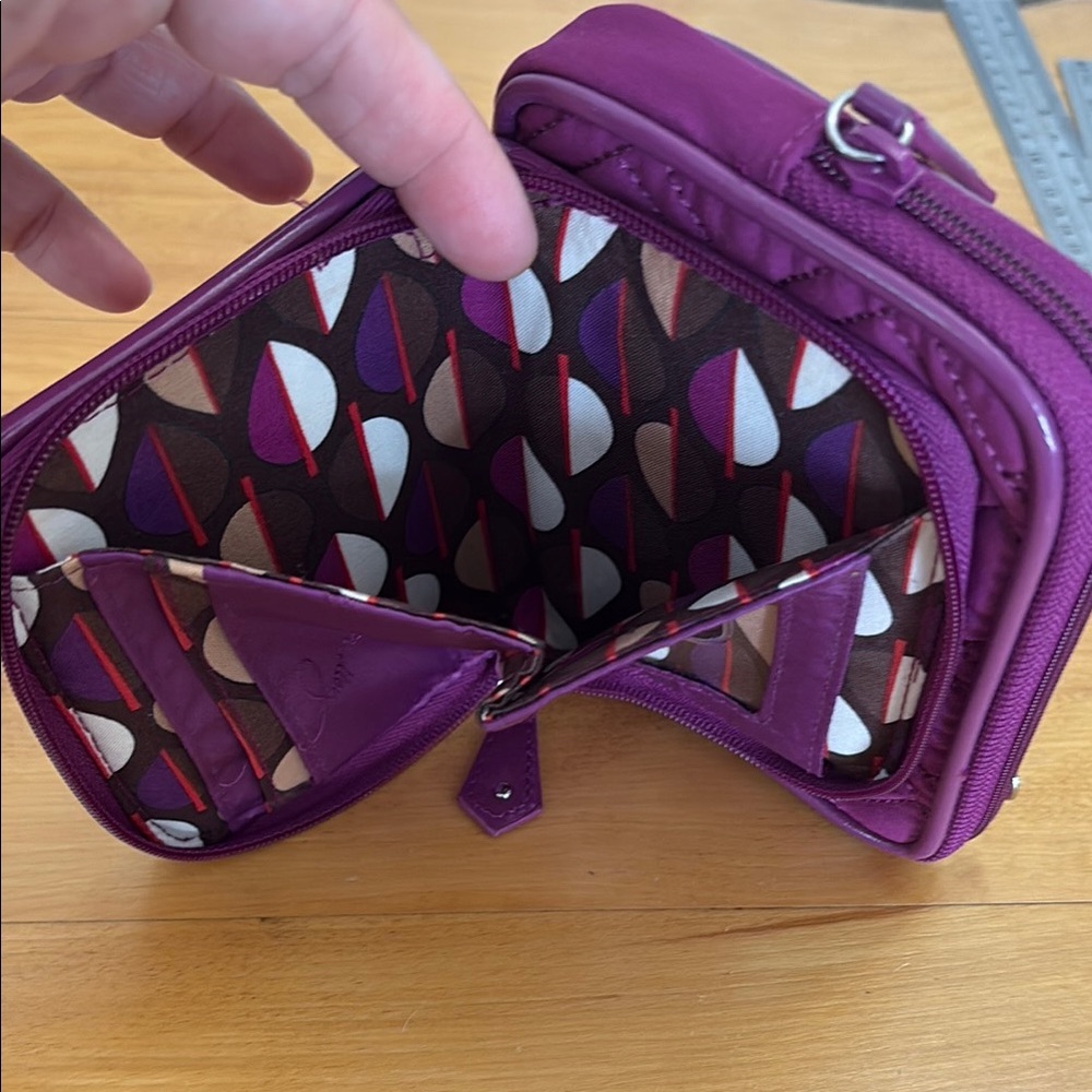 Vera Bradley Purple Wristlet Clutch Wallet Cardholder Zip Around Phone Case - Picture 4 of 8